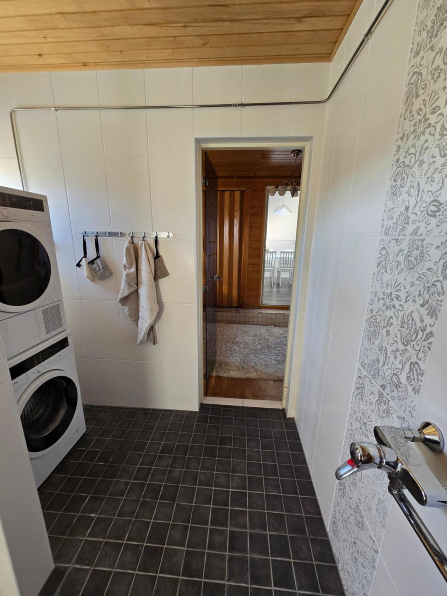 Anttoninvahe 7 130M2 With Garden And Sauna Etc ラウマ エクステリア 写真